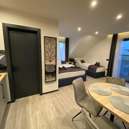 Luxury Apartments Keszthely Bagian luar foto
