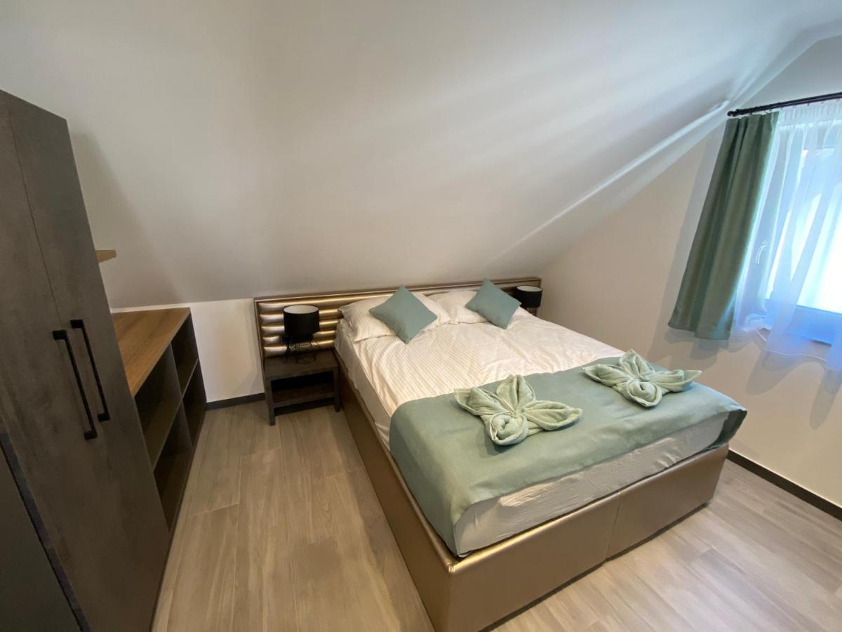 Luxury Apartments Keszthely Bagian luar foto