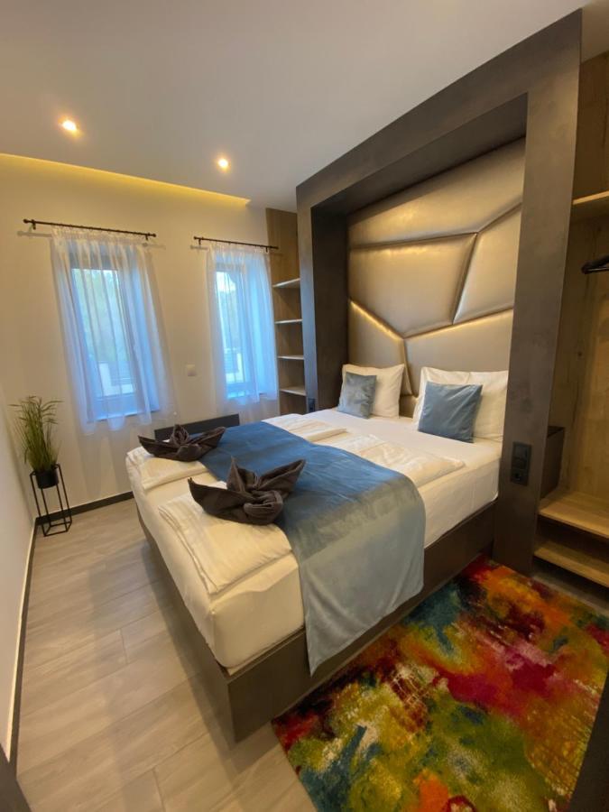 Luxury Apartments Keszthely Bagian luar foto